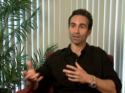 Lost: Nestor Carbonell