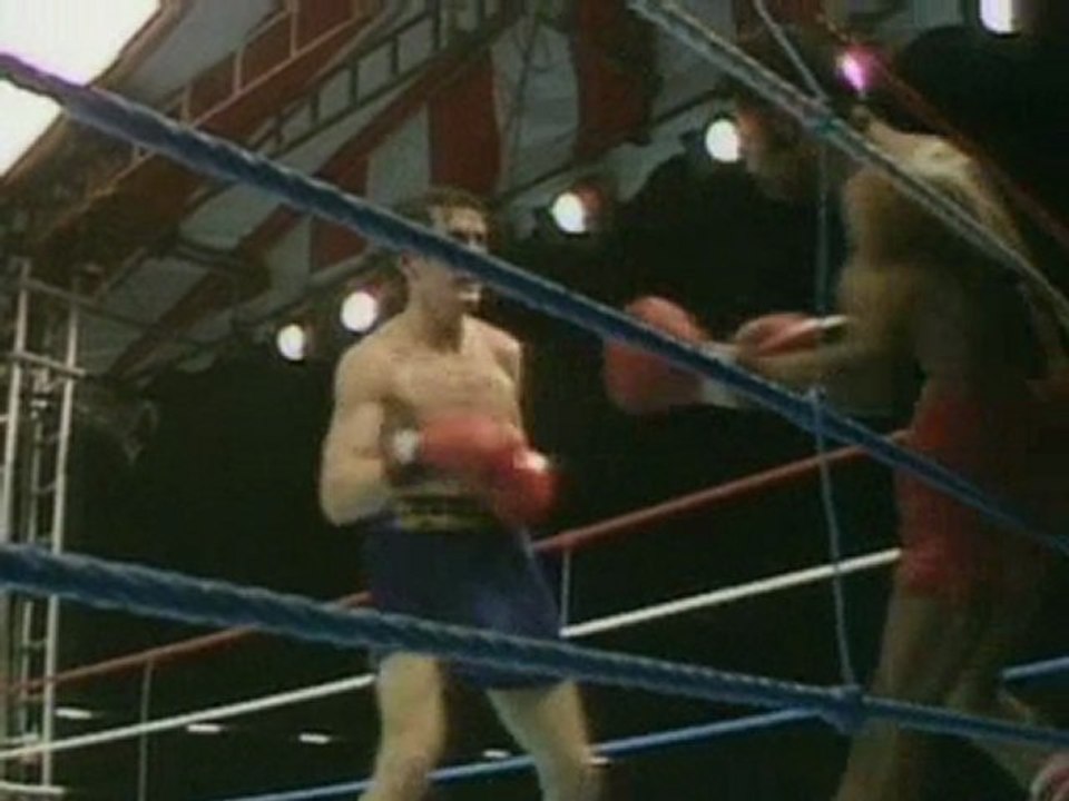 Boxing commentator Harry Carpenter dies
