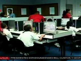 Venezuela promueve acceso gratuito a Internet en Infocentros