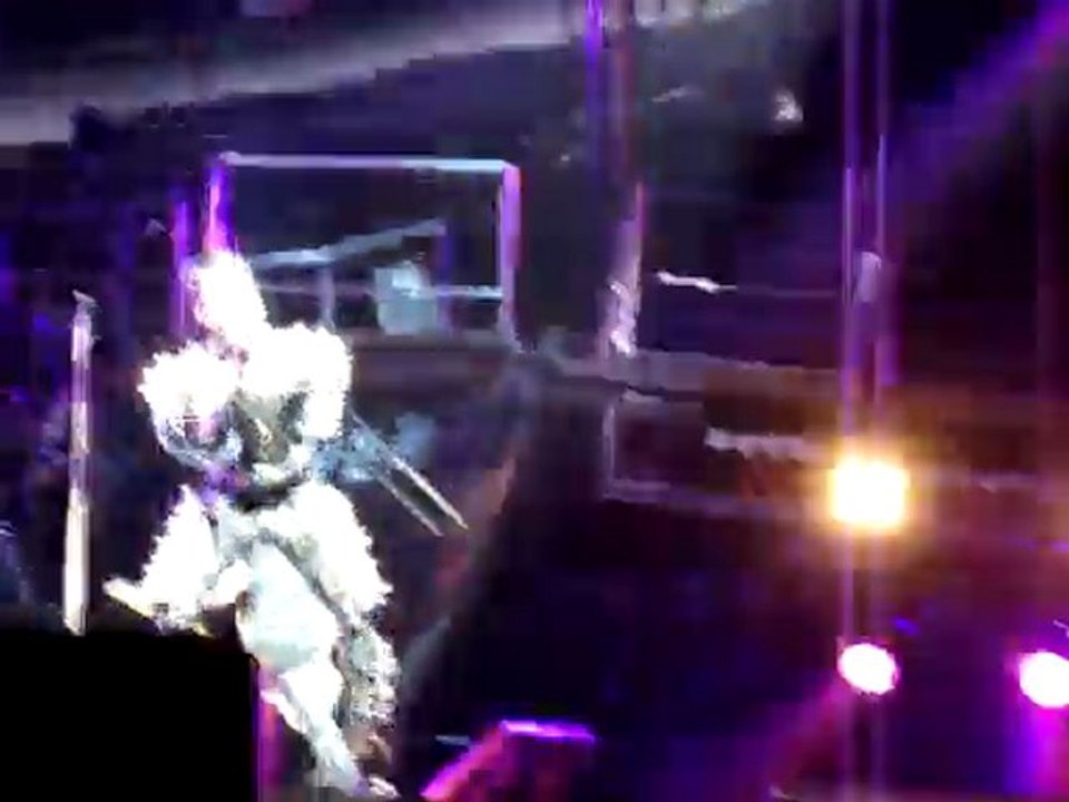 Tokio hotel - Alien (20-03-2010 Nantes)