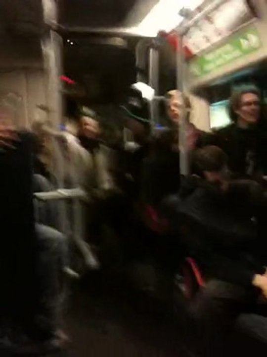 bus 3h30 en rentran dune soirée sur lyon !! g pa eu son num!