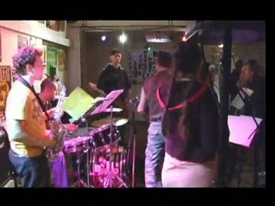 Jean-Michel Orchestra a la Mezzanine