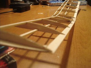 Pilot - Lastik Motorlu Uçak