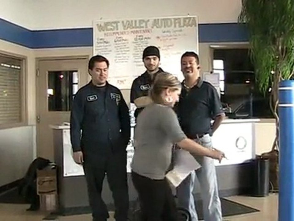 Talleres Mechanicos Cambios de Aceite West Valley Auto Plaza