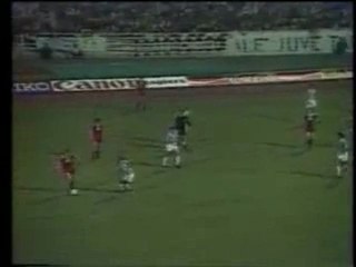 Il gol di Magath alla Juve