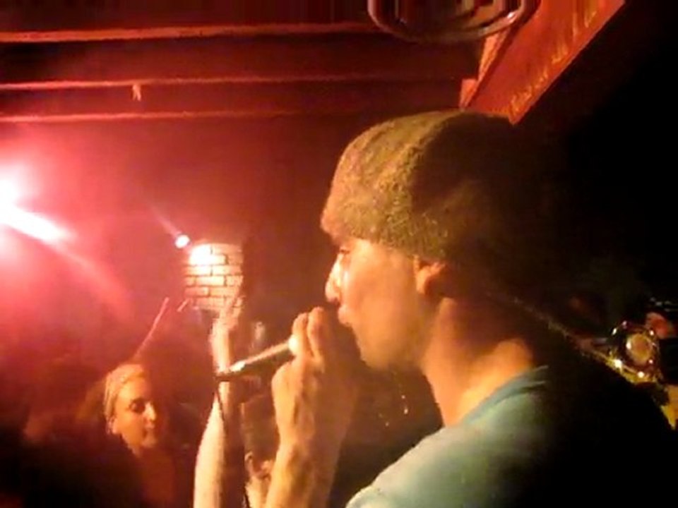 2010_03_13_rouen_bateau-ivre_zikatatane (33)4mn50