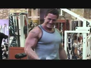 Personal Trainer Micah LaCerte- Biceps and Tricep Blasting