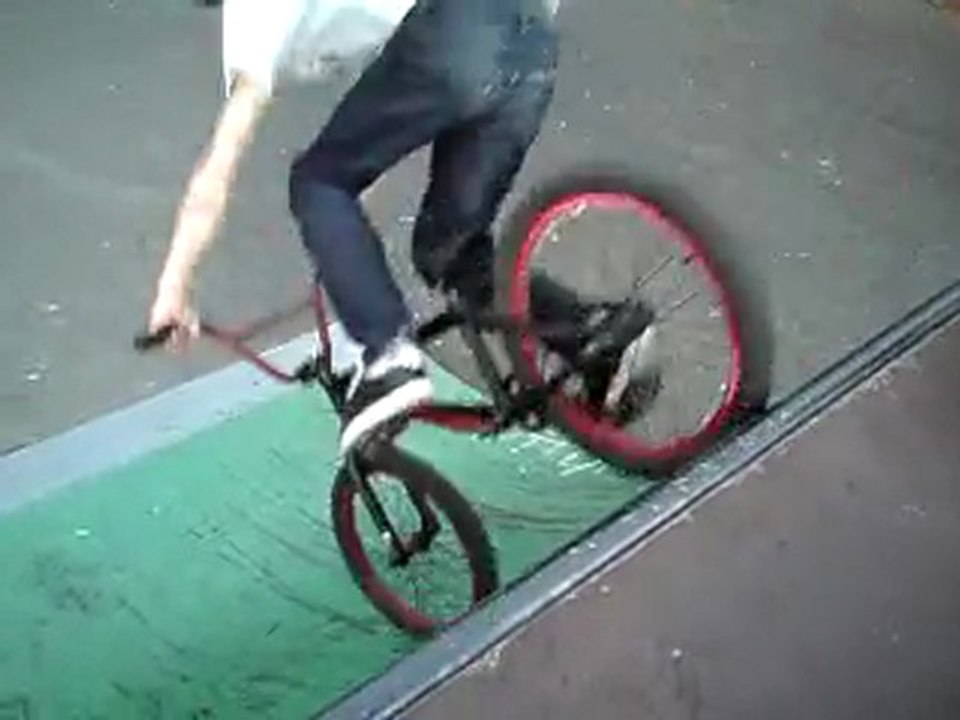 MOV02136
