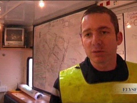 Le Président auprès des sinistrés de la tempête Xynthia