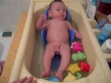 Corentin dans son bain