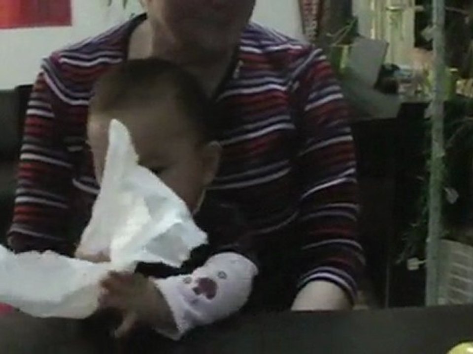 22 mars: arrachage de papier