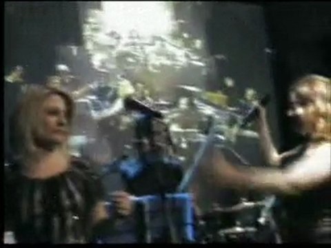 AŞKIN NUR YENGİ-YALAN DOSTLAR/DELİ GÖNLÜM(İstanbul-ghetto)