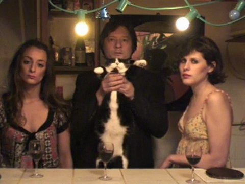 /Users/paulcash/Documents/26 R JM/CHATCHATCHAT