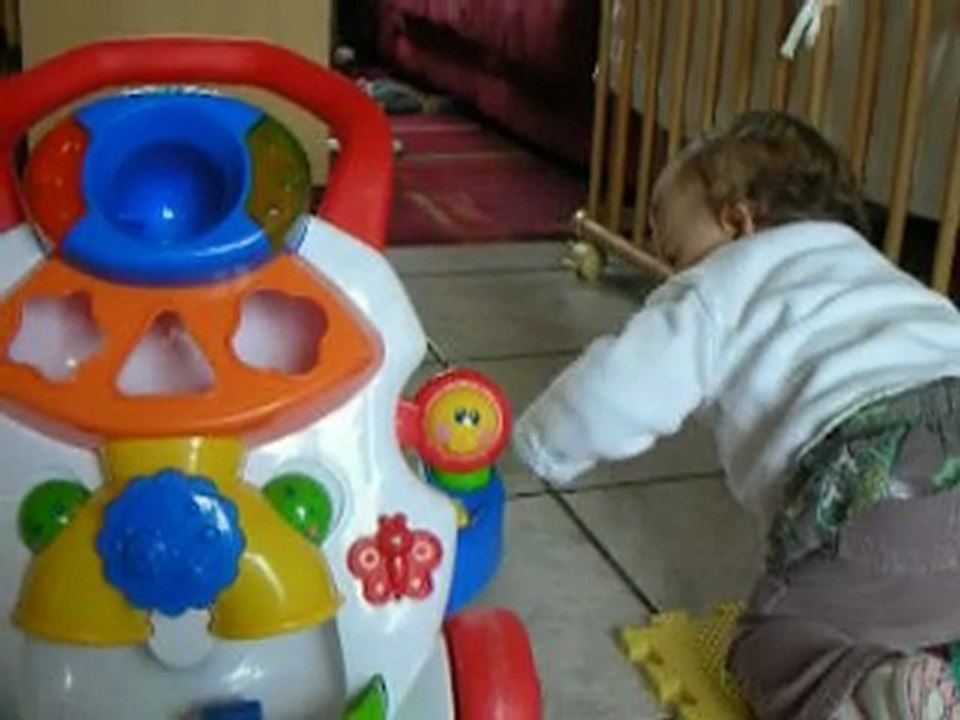 Zia se promene dans la maison !!