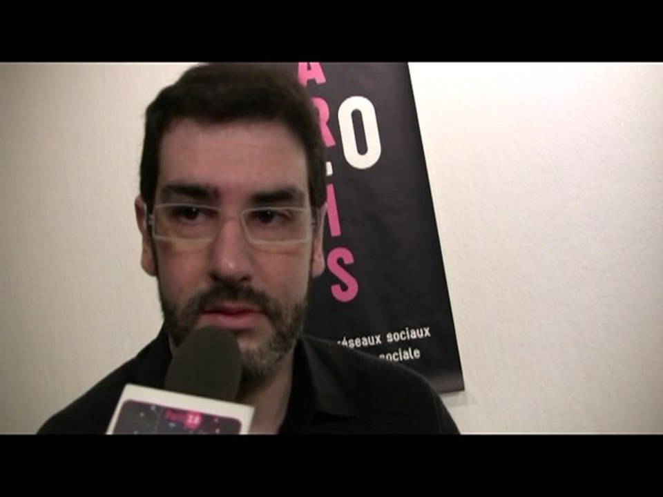 Paris 2.0 = damien douani community manager bluewiki