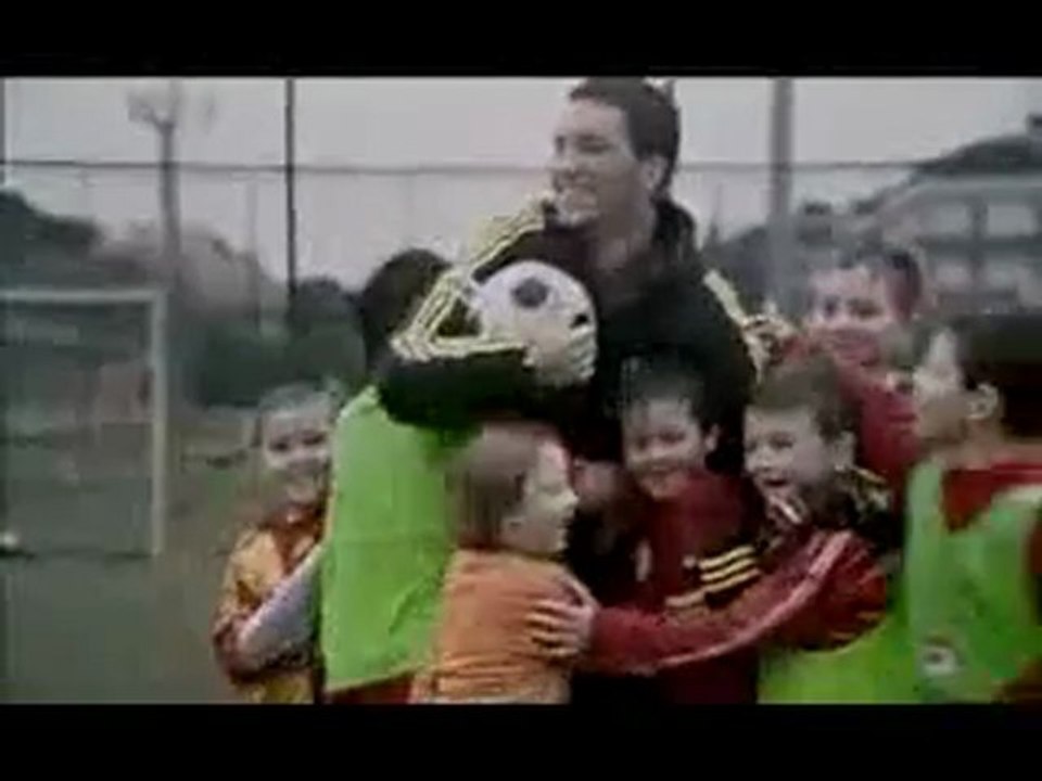 Arda Turan Reklam Filmi Gs Mobile