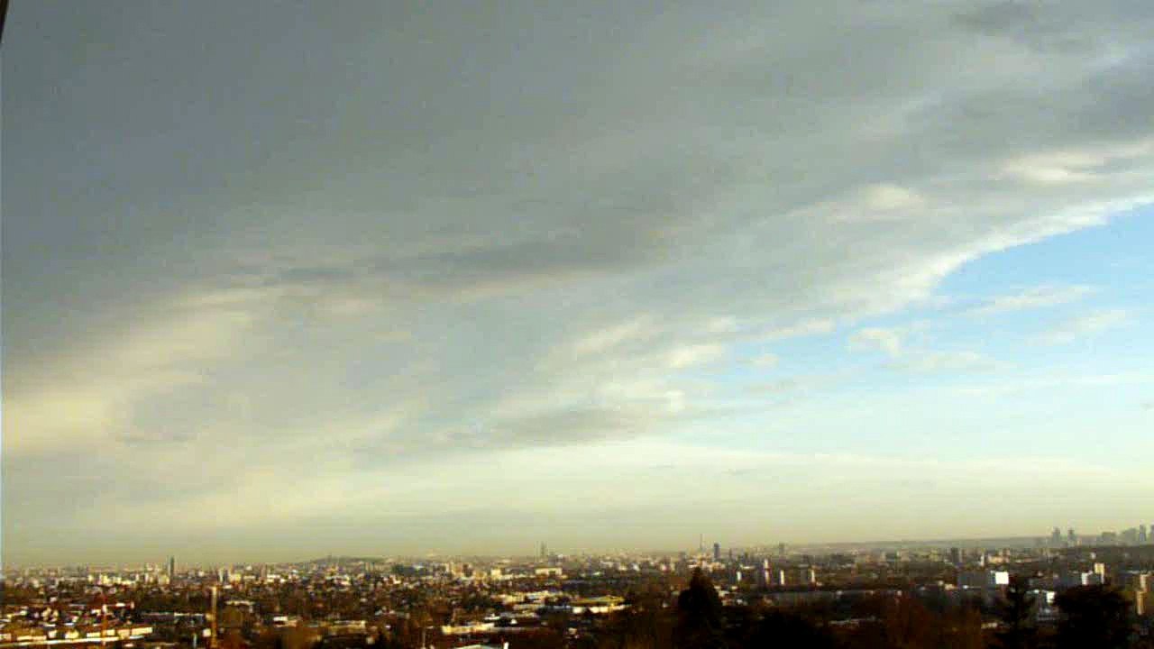 Nuages rapides sur Paris