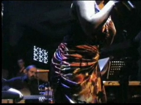 AŞKIN NUR YENGİ-GECELER DÜŞMAN(İstanbul-ghetto)