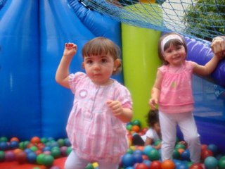 retrospectiva da julia  de 2 anos.