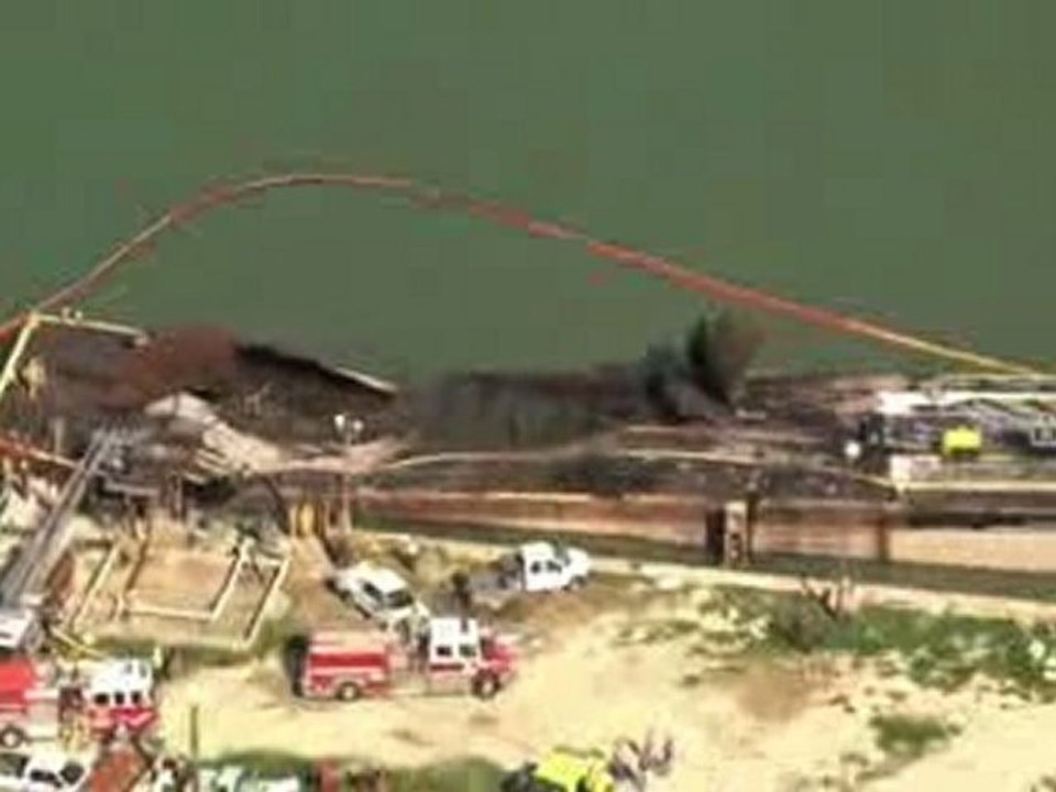 Coast Guard Responds to Barge Explosion