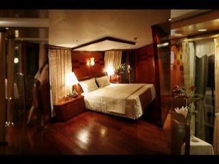 Emotion cruise halong bay