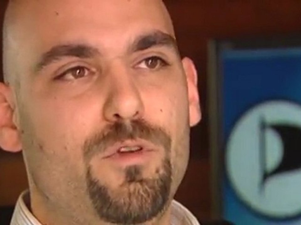 Reportage TSR : Le Parti Pirate attaque la Suisse