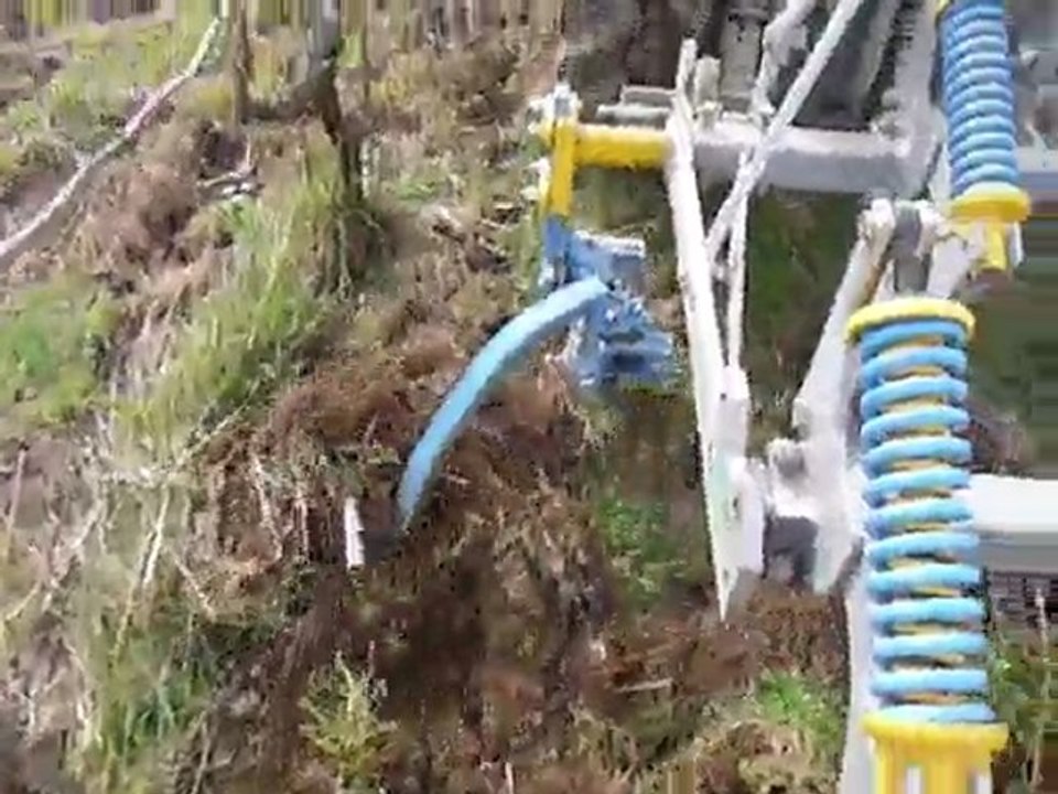 ACTISOL DECAVAILLONAGE  SOUS LES MOULINS MARS 2010