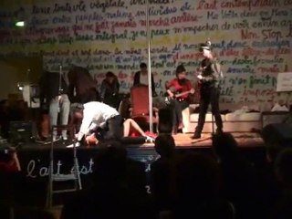 Ben Vautier & Latex au M.A.C. de Lyon (3-3-2010) - 2