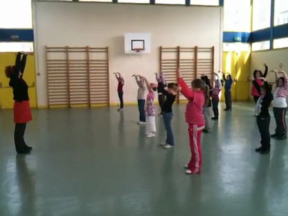 danse CE2