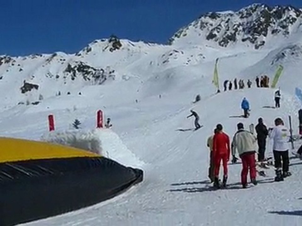 Le Big air c'est énorme de truc!!1er Essais Damien