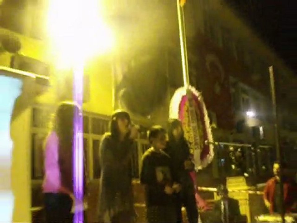 Yunus Emre İlköğretim Okulu Çanakkale Şehitleri anma töreni