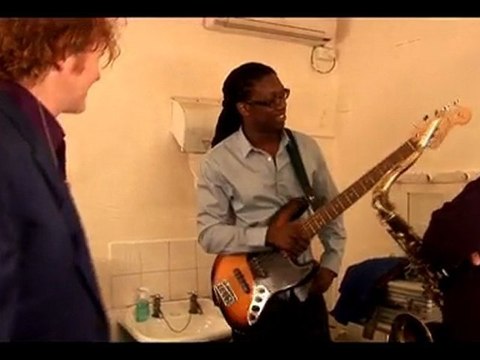 Simply Red - Greatest Hits Live 2009 Backstage
