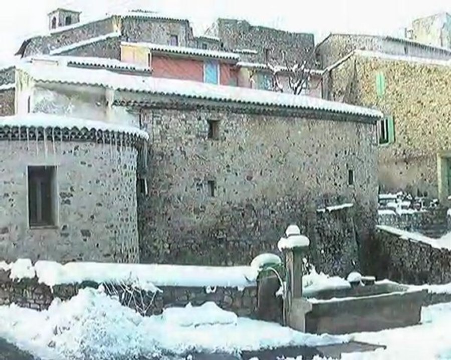 Le blanc manteau de Sainte Jalle