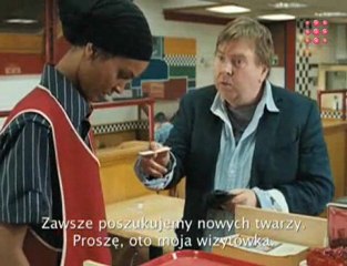 'Kwiat Pustyni' - publicystyka ubrana w historię Kopciuszka