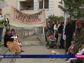 France 3 - Lyon - Un Angolais sans papiers arrêté à domicile