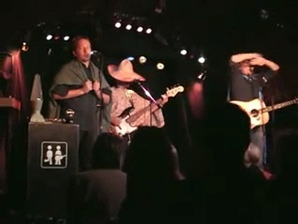 Oldelaf et Monsieur D (avec Pepito Valdez) - Super Herós