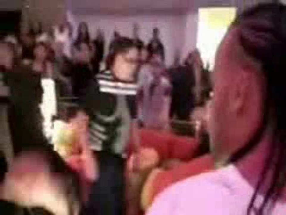 Pelea Entre Cosculluea y Arcangel (Video Completo)