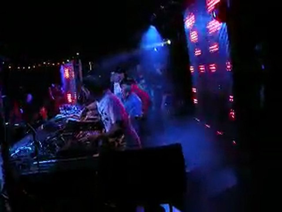 100326 Jungle Juice Limited 05 - V04