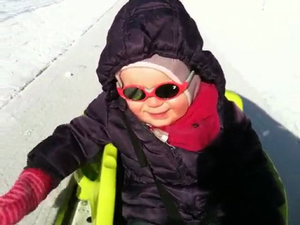 VacancesauxMénuires-mars2010-Louisesurlesremontéesmécaniques