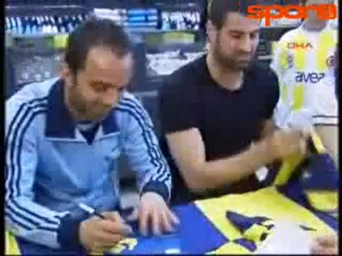 Volkan;Semih ve Gürhan taraftarlarla bulustu eski
