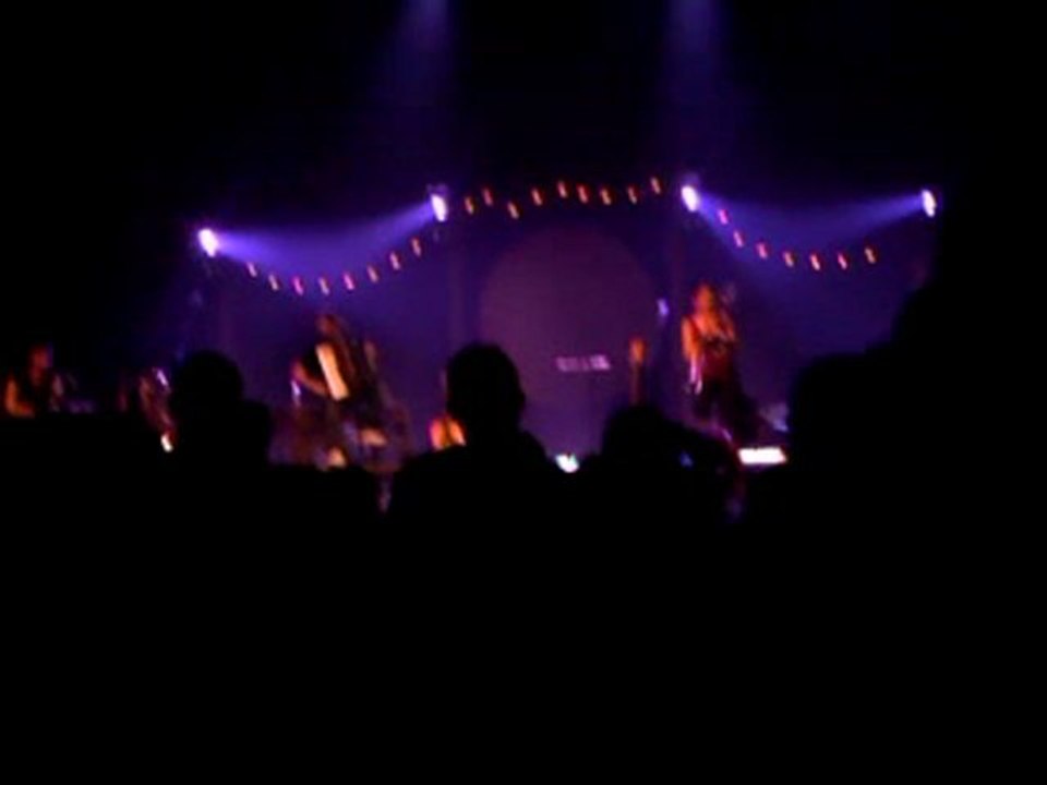 Les Ogres de Barback - Et Oui - Amiens 24 mars 10