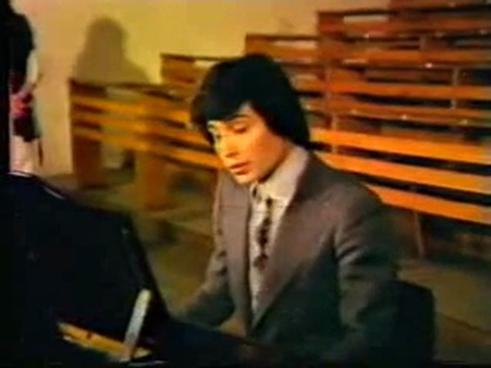 Bülent Ersoy - Bahari Bekleyen Kumrular Gibi