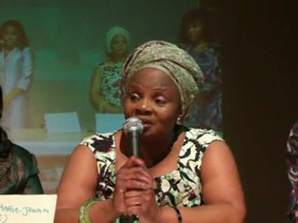 MABELE JOURNEE MONDIALE DU THEATRE 2010 A ANVERS