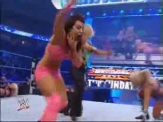 Beth Phoenix vs Vickie Guerrero