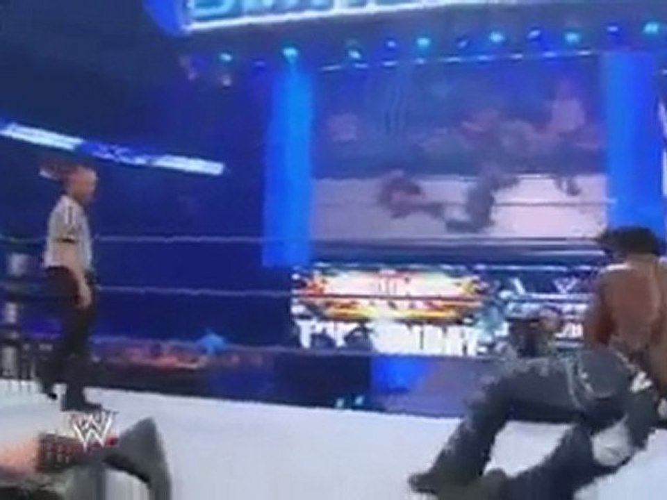 R-truth vs Big Show