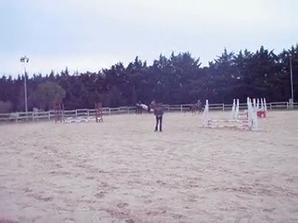 Challenge de printemps au CE des costieres, Alix monte Zoé