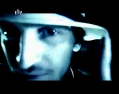 Ajda Pekkan & Burak Yeter - Oyalama Beni (2010) by Aluxton