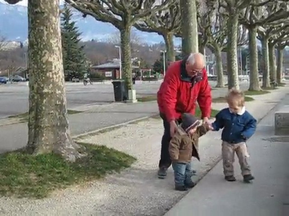 Enzo & Hugo sur la Promenade d'Aix-Les-Bains