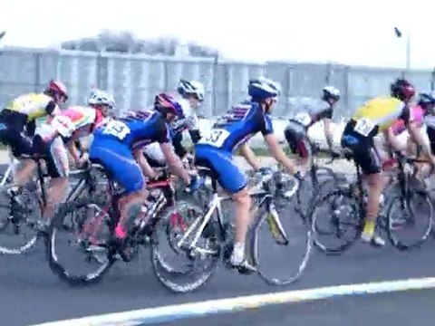 Passage virage 3ème catégories Circuit d'Albi UFOLEP