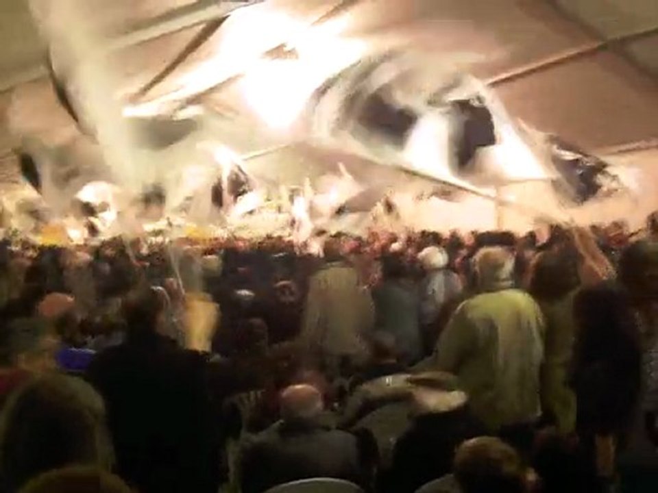 Bandere au meeting de Corsica Libera à Lupinu